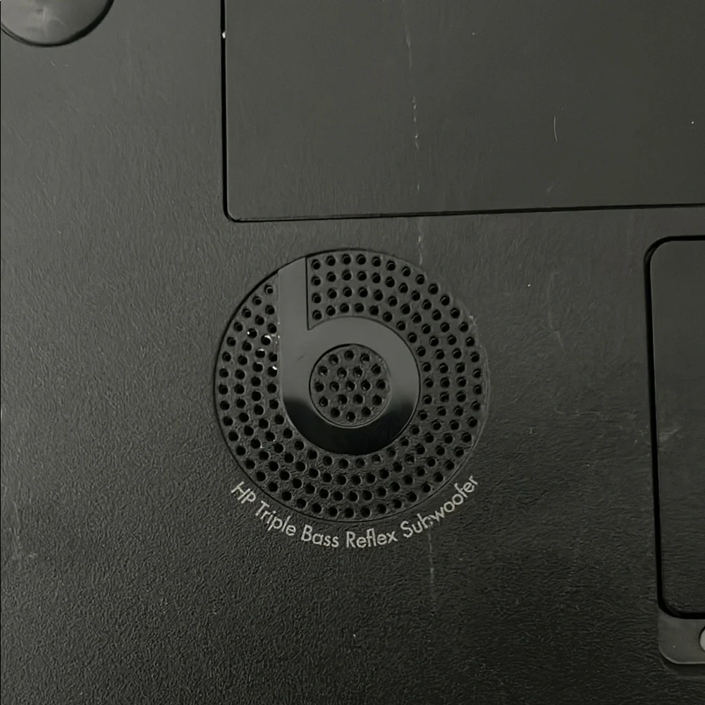HP Black Laptop Beats Audio (needs fixing)